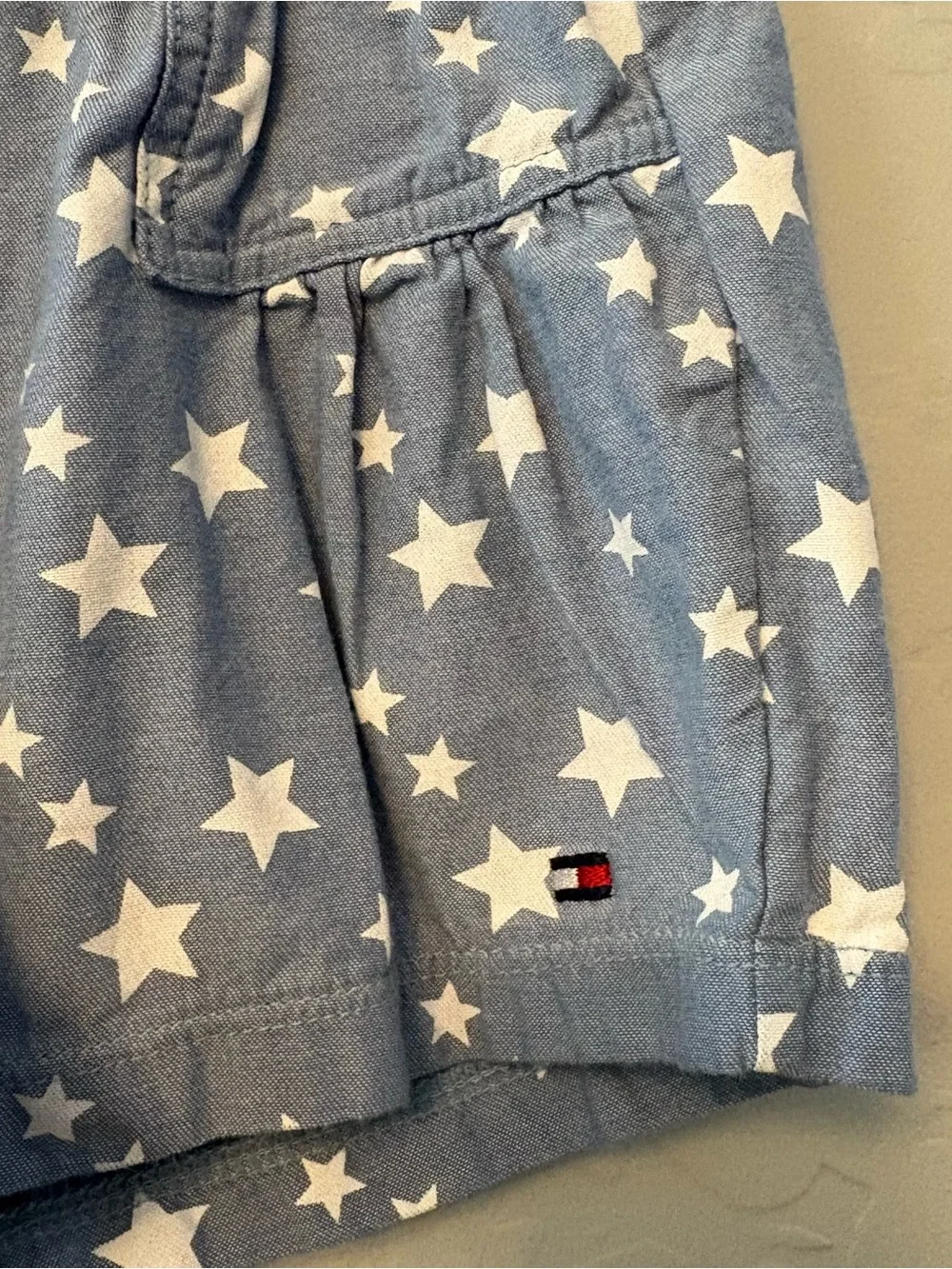 Tommy Hilfiger baby girls chambray with white stars ruffle top/short set 18 mon